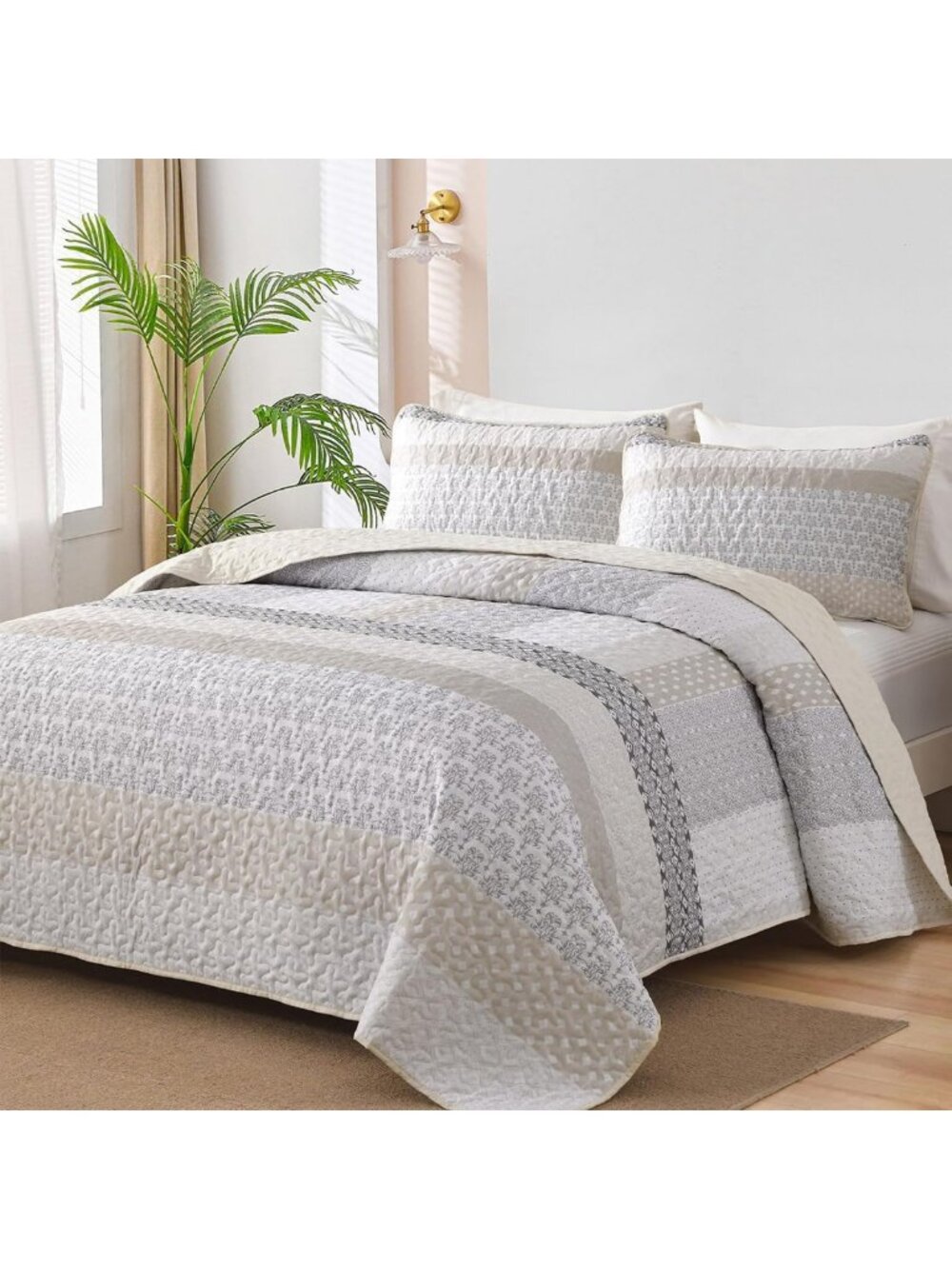 Boho Striped Plaid King Size Quilt Bedspread - Cozy Beige Bedding Essential